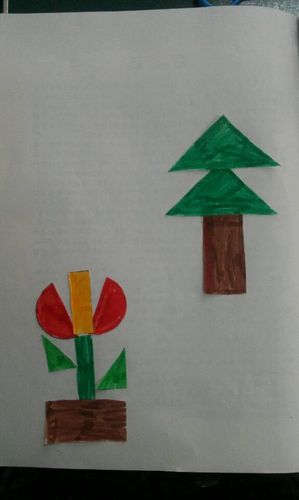 用三角形圆六边形等画一张贺卡 用三角形拼贺卡