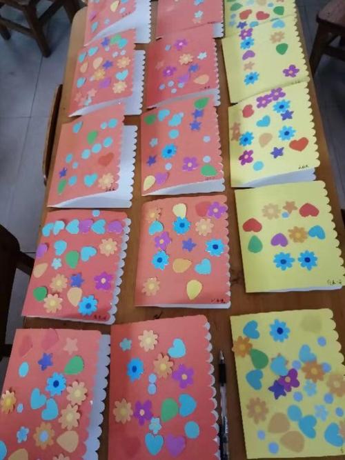 幼儿园小班反思做贺卡 中班反思做贺卡